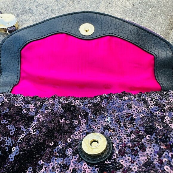 Authentic JUICY COUTURE Mini Traveler Crossbody Bag Sequin Purple (MRSP $65) - Picture 8 of 14